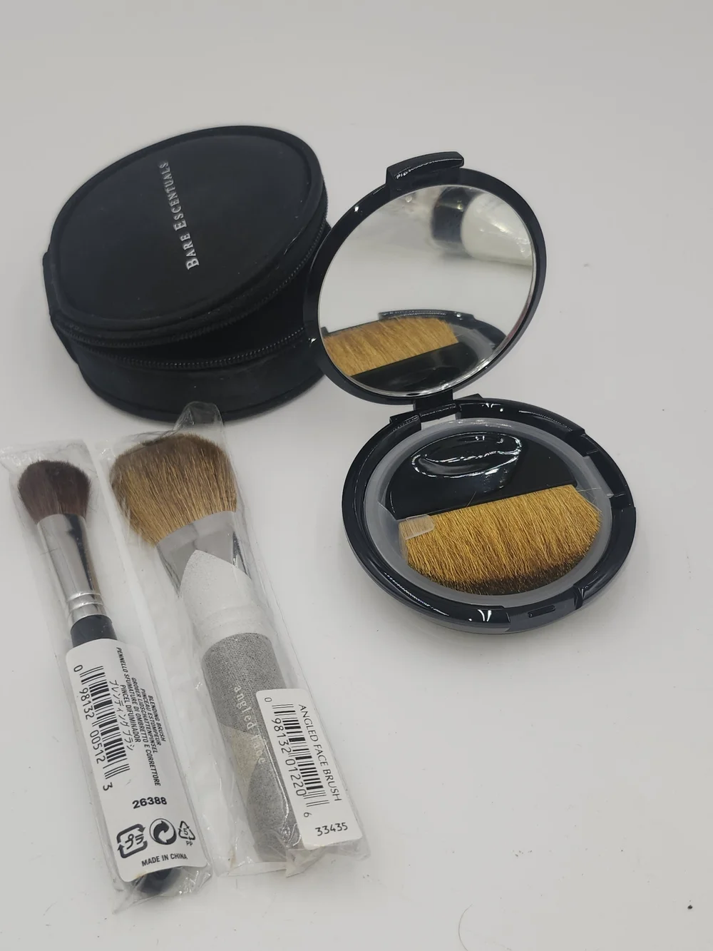 NEW Bare Minerals Angeled Face Brush, refillable compact, blush brush,